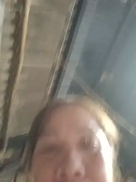 cumgirl1 webcam