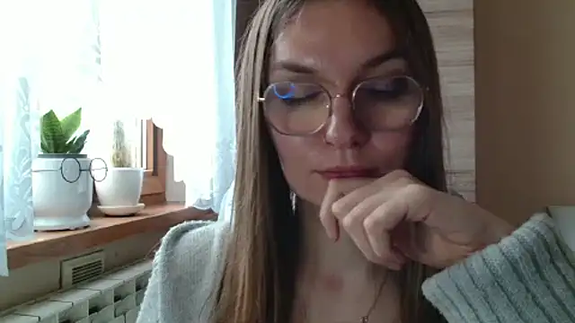 LooveELLYx webcam