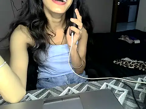 TINA_BABY_ webcam