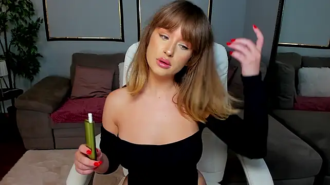 MissMiaMuse live cam on StripChat