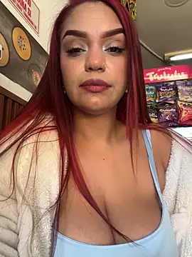 Sara-77 live sex cam