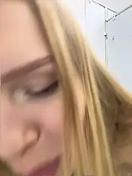 Liza_risky