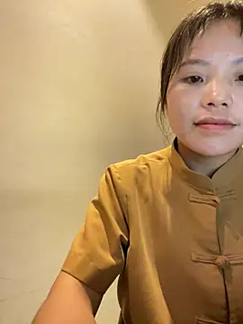 Bella_7777 webcam