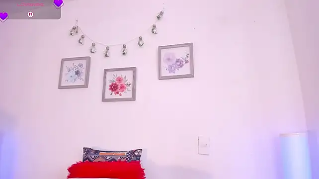 mely_rosse_ webcam