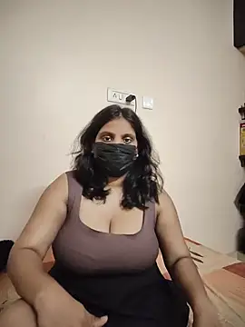 Tasty_Bunnyyy webcam