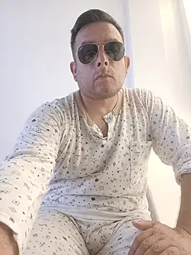 chicoguapo8 webcam