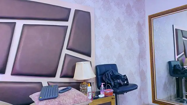 NicoleEsposito webcam