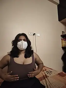 Tasty_Bunnyyy webcam