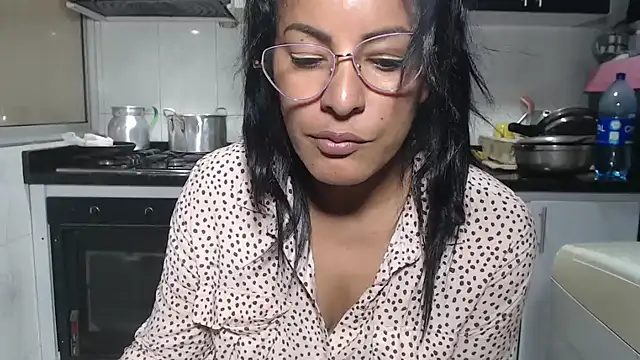 kateleyagrey webcam