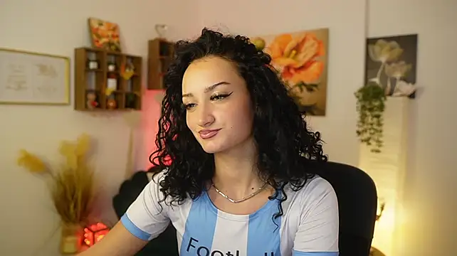 Alexa_Lexa webcam