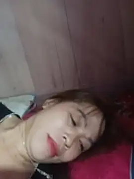 cumgirl1 webcam