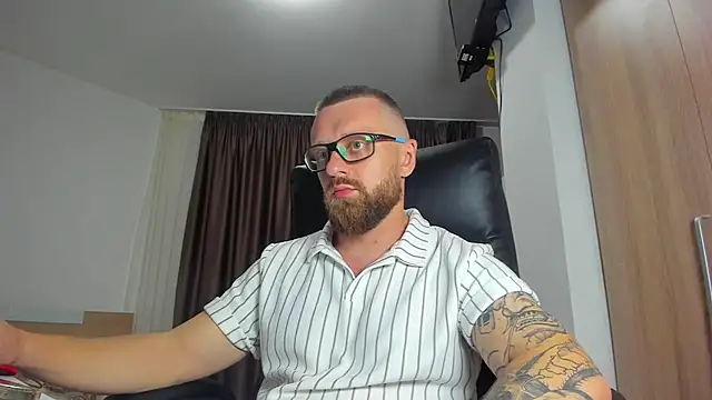 Findom_guy webcam