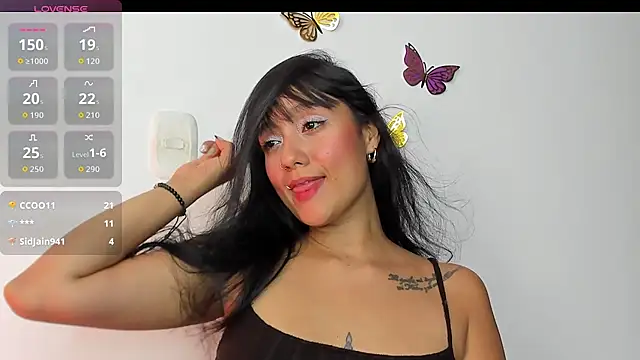 charlottekiss99 webcam
