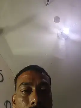 Cnutt310 webcam
