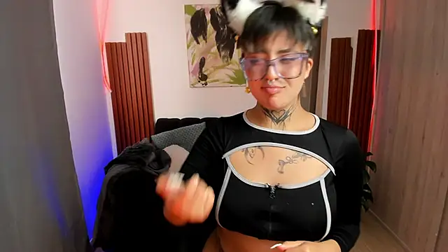 Rebeka-baker webcam