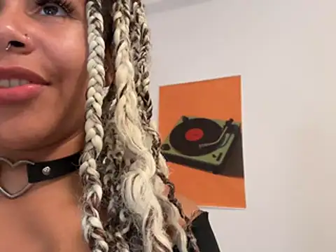 HaileyDiana webcam