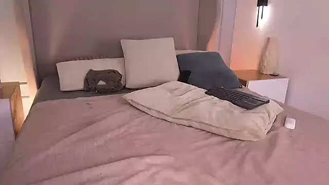 chloe_d webcam