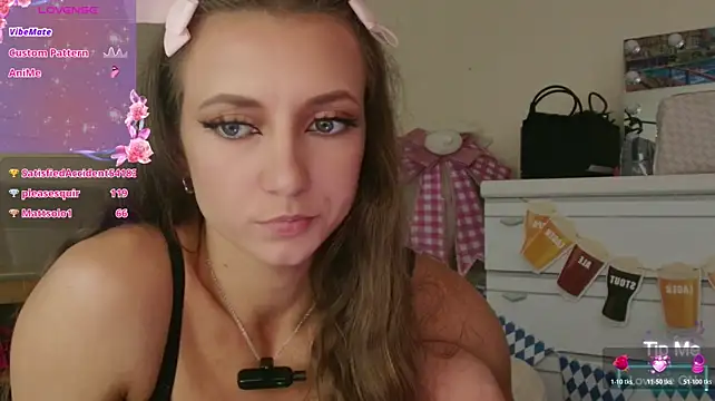 Milky_flexy_cat webcam