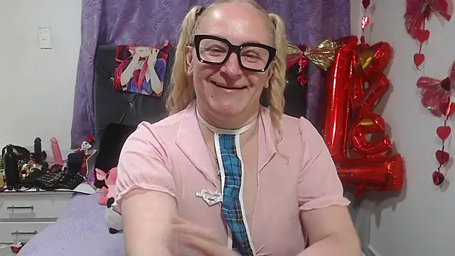 emperabigbootybigass webcam