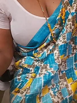Tamil_Ammani webcam