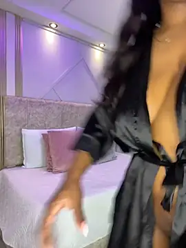 amara_queen_ webcam
