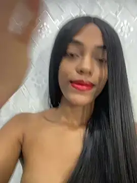 _Brunette_hotXXX webcam