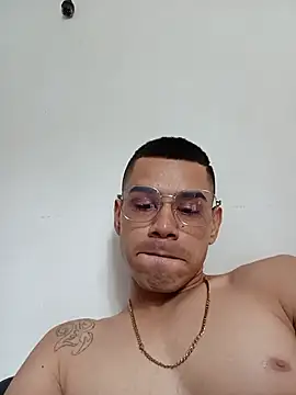 casper_gold webcam