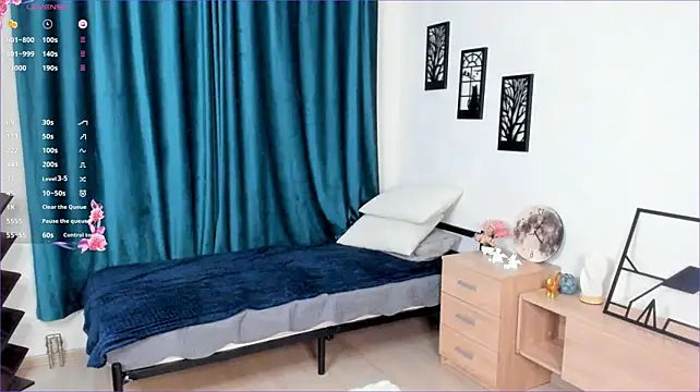 IvonneClaar webcam