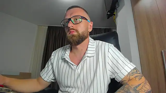 Findom_guy webcam