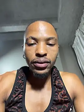 BlueIceCube live sex cam