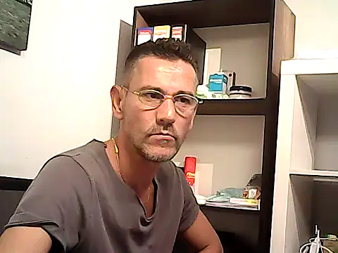 mastercharisma35 (Ask my age) - like for you