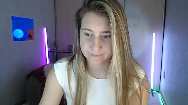 Milka_kamila live sex cam