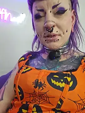 Purple_Coffin666 webcam