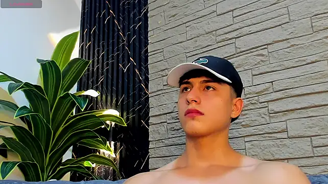 lander_cruz (M twink) - Shirt off