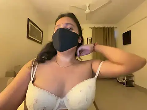 anna_girl22 (F young) - Face in exclusive