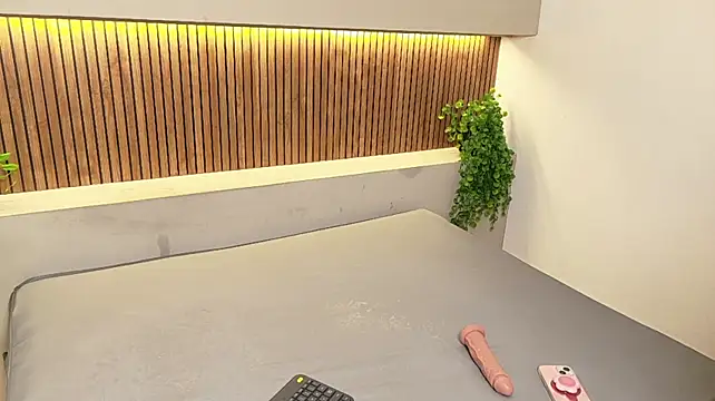 emily_greco1 (F teen) - controlx3