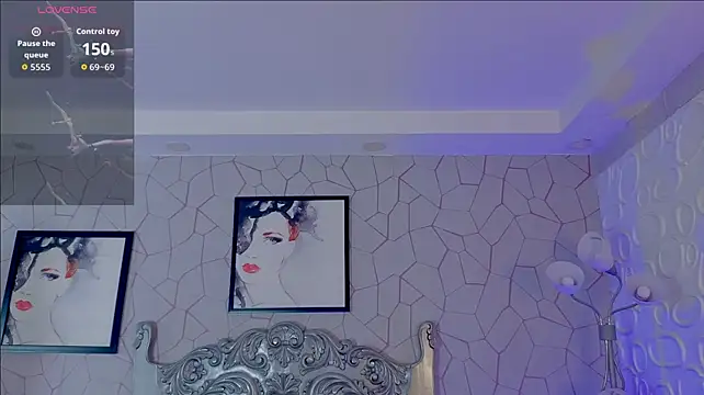 Kloe__11x webcam
