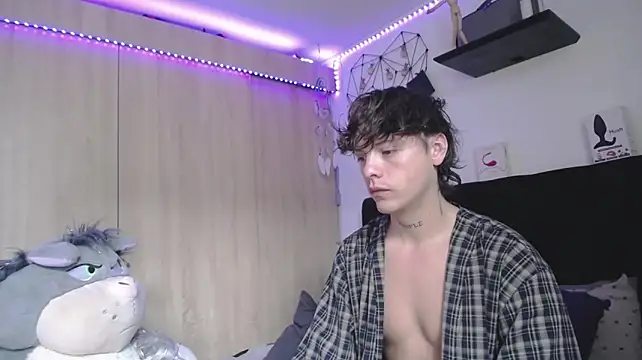 santiago_kiler (M young) - Play With My Cock