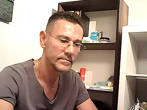 mastercharisma35 webcam