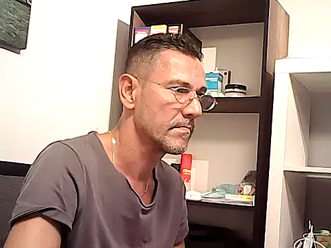 mastercharisma35 (Ask my age) - like for you
