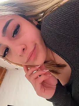 Nenitatierna1 live cam on StripChat