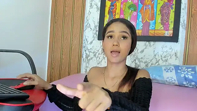 MarianaManzur webcam