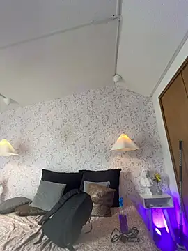 Natasha_Brm webcam