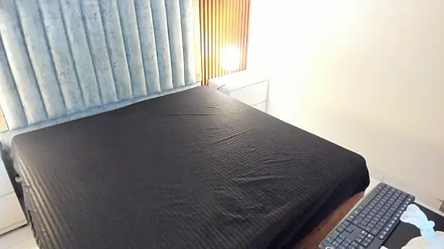 EmilyyWillis_ webcam