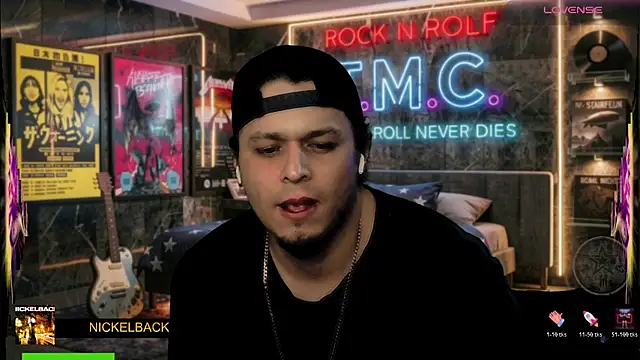 chino_roz webcam