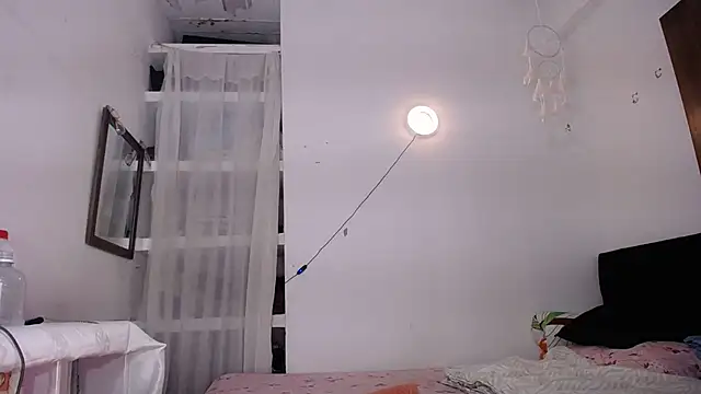 yselahot webcam