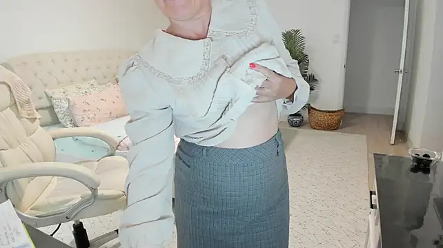 Vika73 webcam