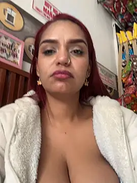 Sara-77 webcam