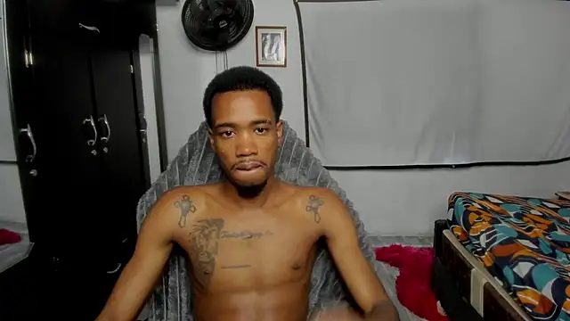 Kofi_exotic_2 webcam
