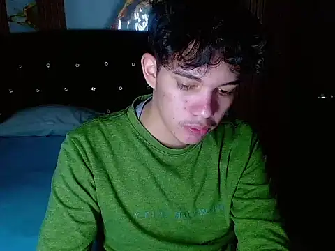 haku_nayro webcam